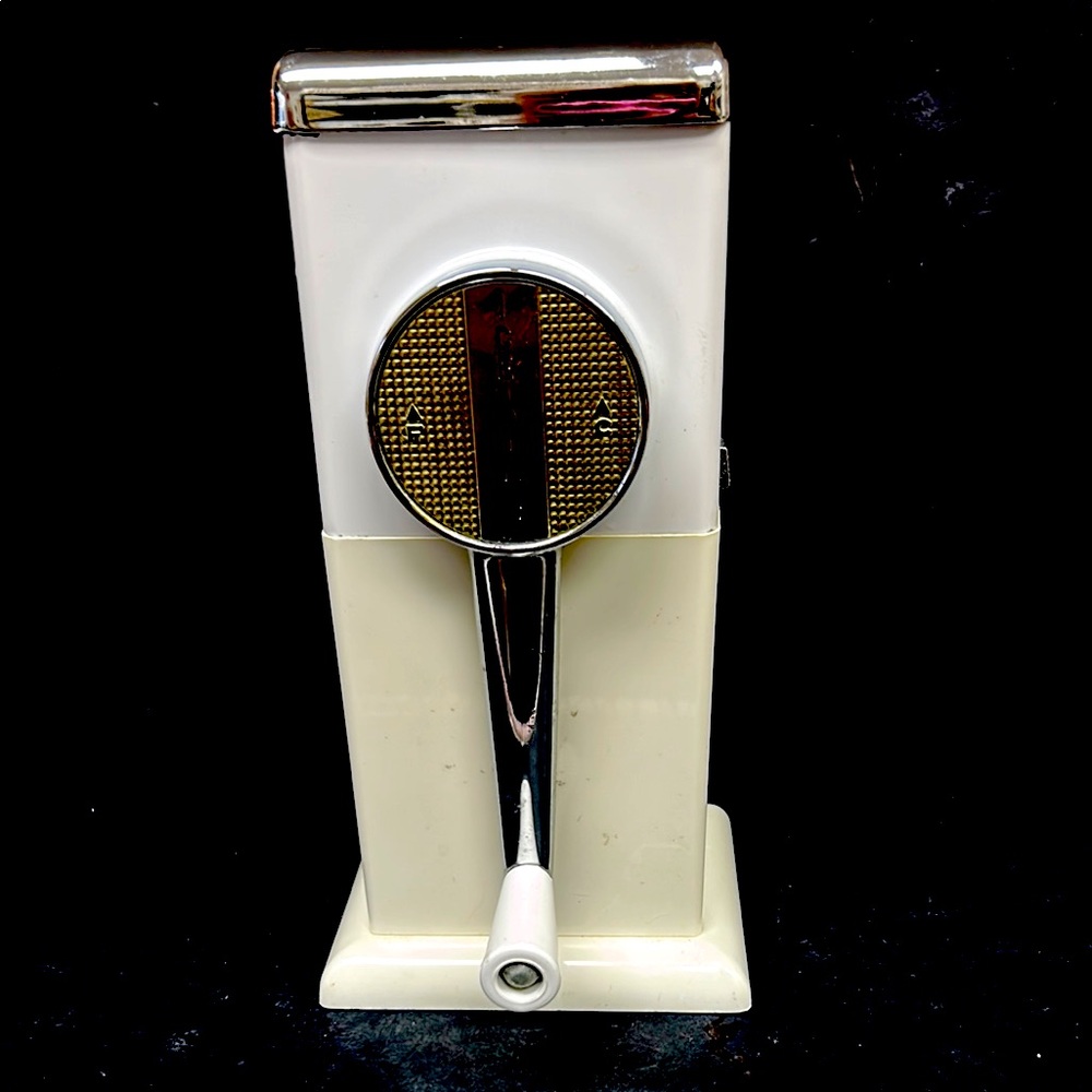 Mid Century Modern 1950’s “Ice O Matic”  hand crank ice crusher